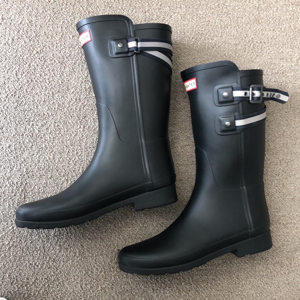 New women Black Hunter Rain Boots. Size US 8 EU 39 - Picture 6 of 6
